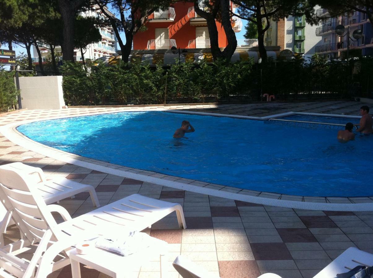 Residence Ipanema - Walterigato Apartments Solo Per Famiglie Lido di Jesolo Zewnętrze zdjęcie